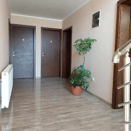 Nocleg ze śniadaniem Restoran Bmb *