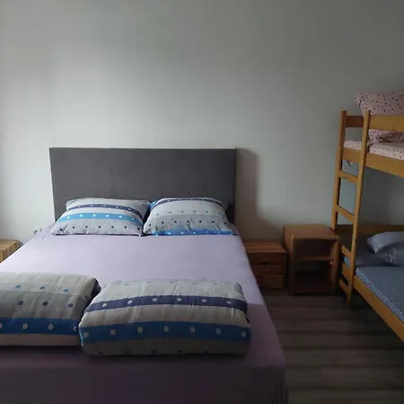 Restoran Bmb * Odžak